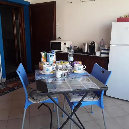 L'onda Guest house *