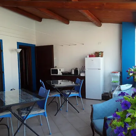 L'onda Guest house *