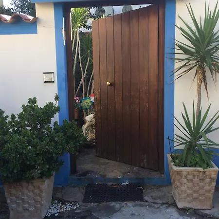L'onda Guest house *