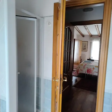 L'onda بيت ضيافة أوريستانو