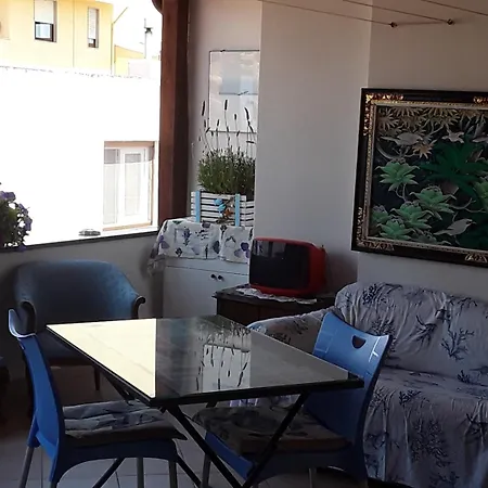 L'onda بيت ضيافة أوريستانو