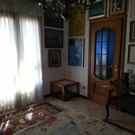 L'onda Gæstehus Oristano